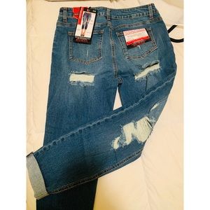 High rise ripped jeans